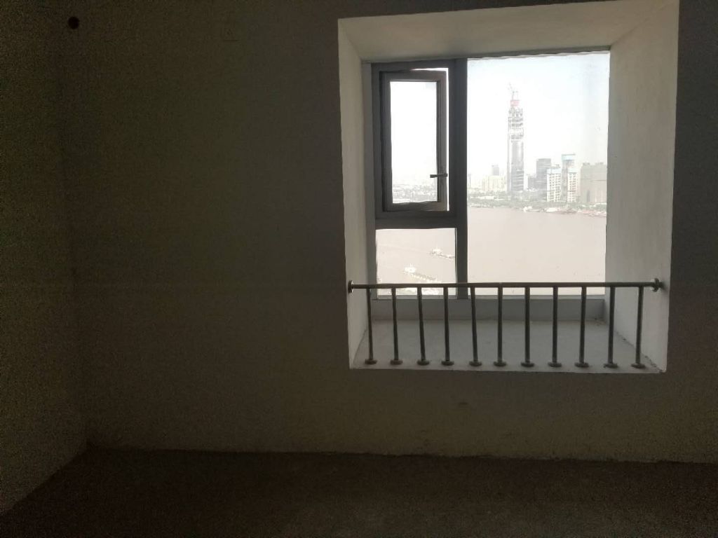 世纪江尚房间
