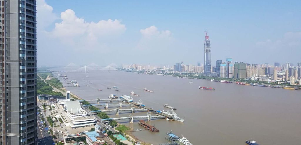世纪江尚房间