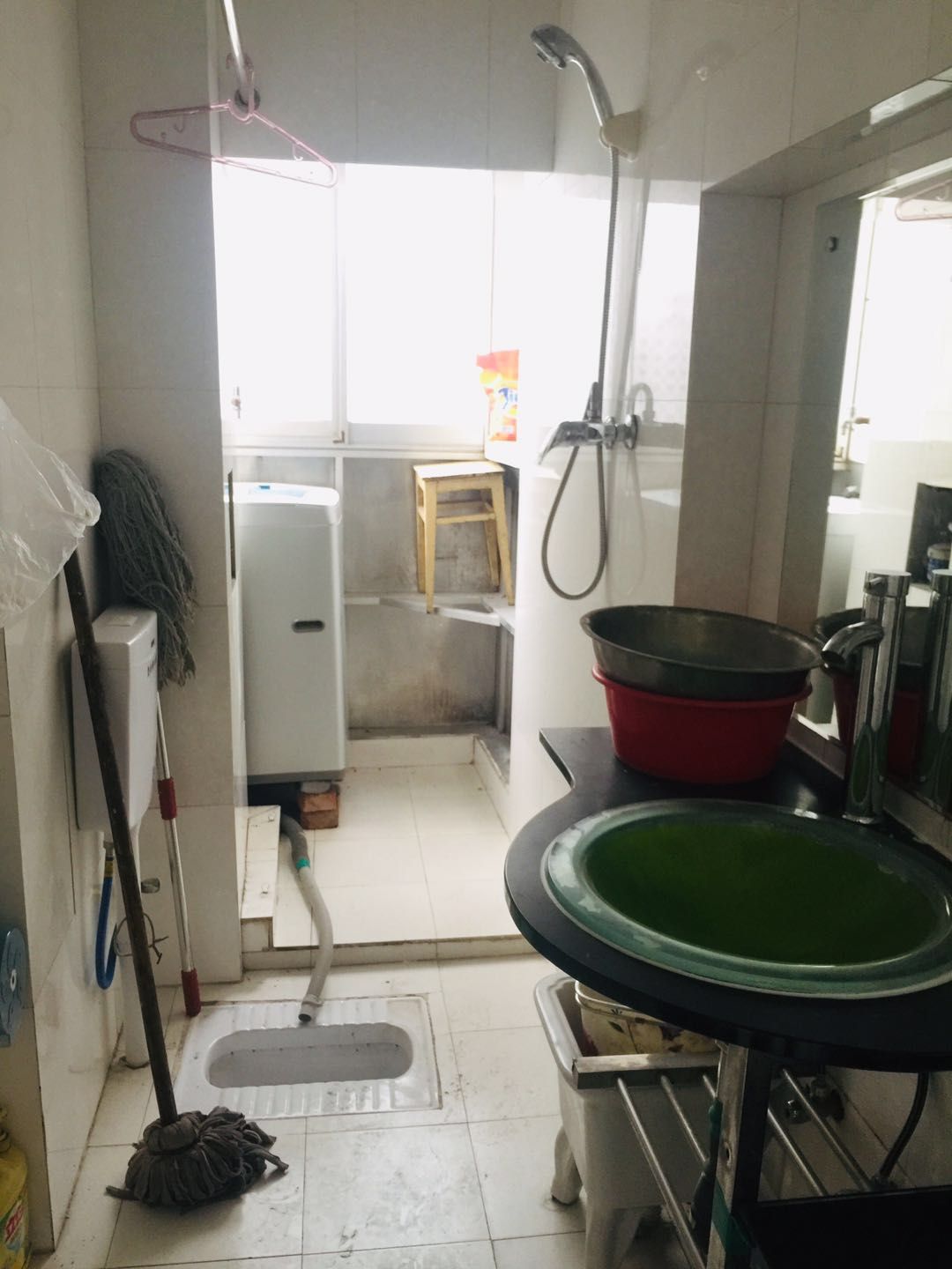 邮三社区房间
