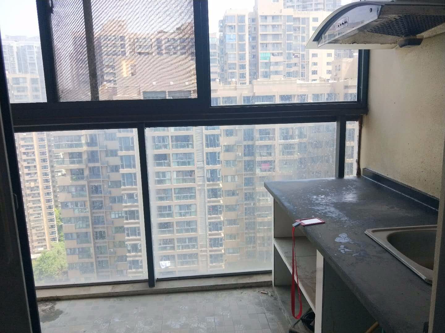 三金鑫城國際潤雅苑房間