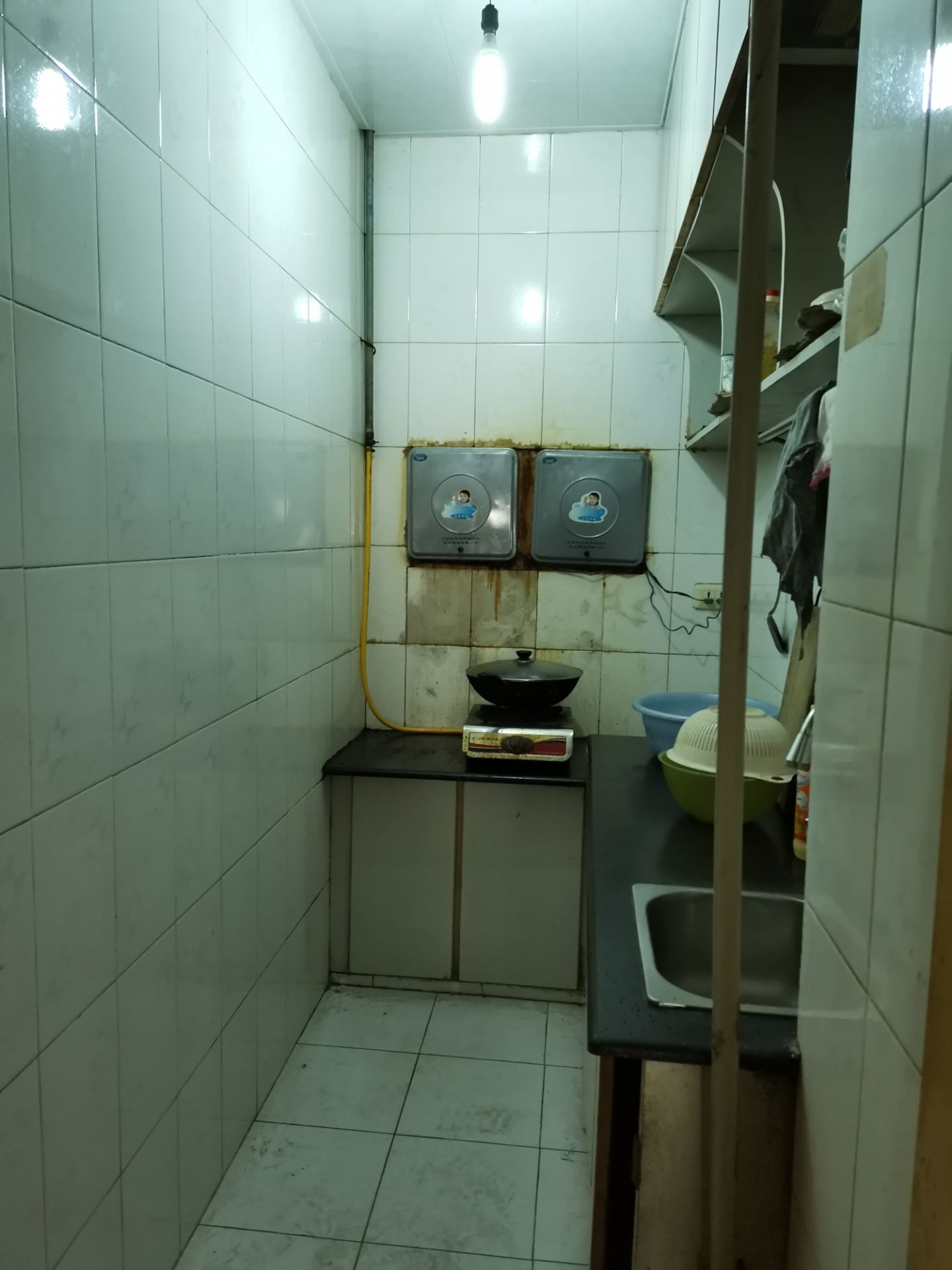 邮三社区房间