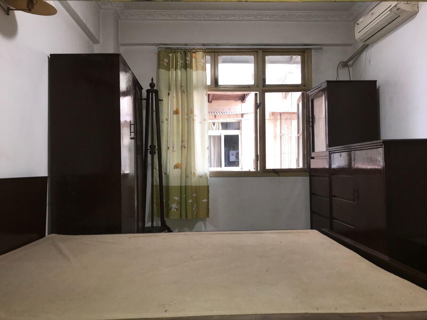 山海關(guān)路封面