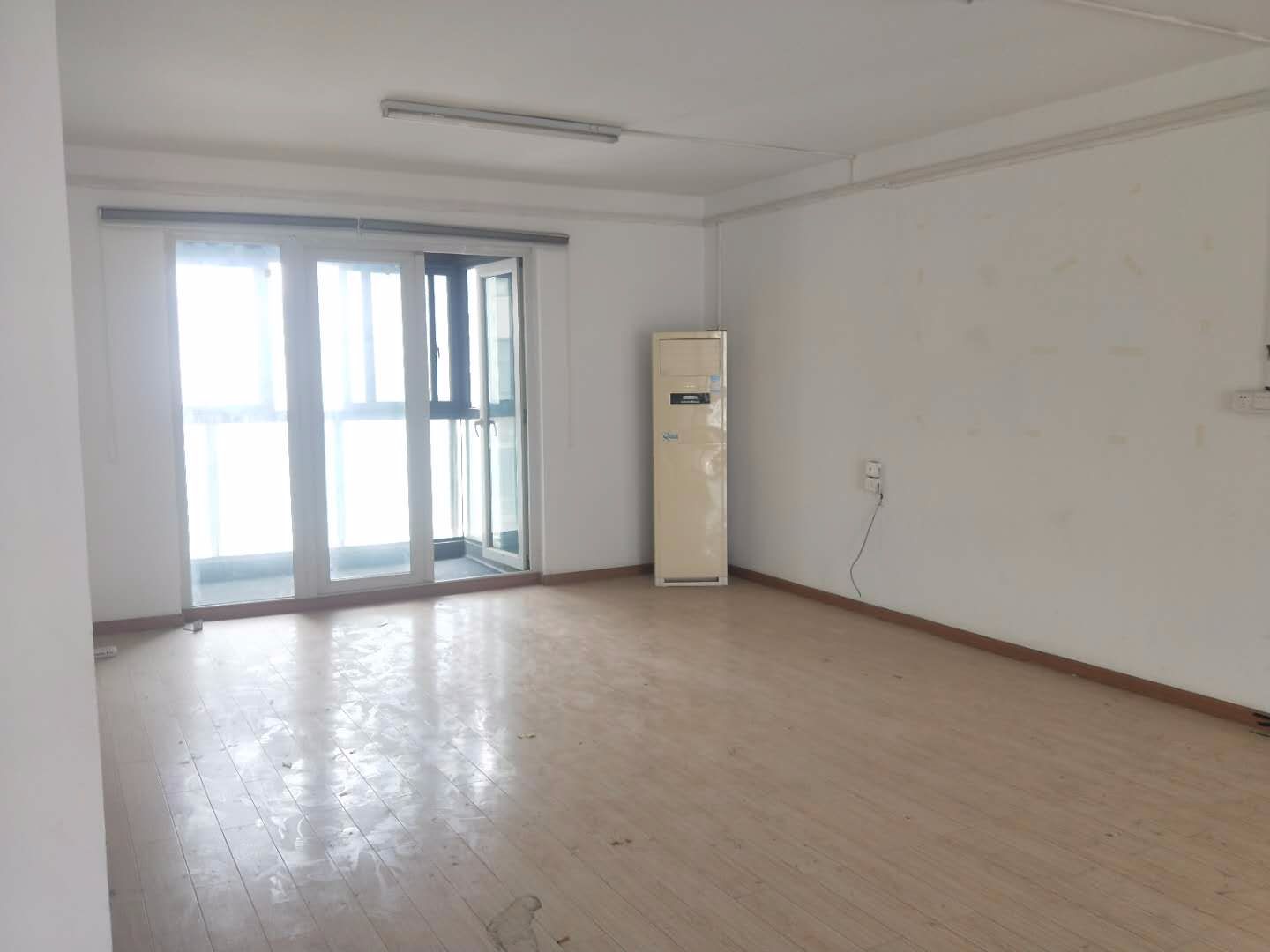 菱角湖萬達廣場房間