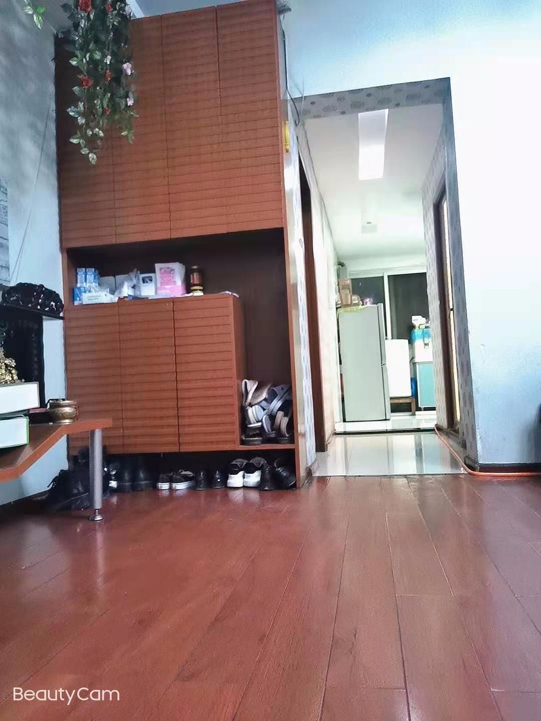 云鶴小區五組房間