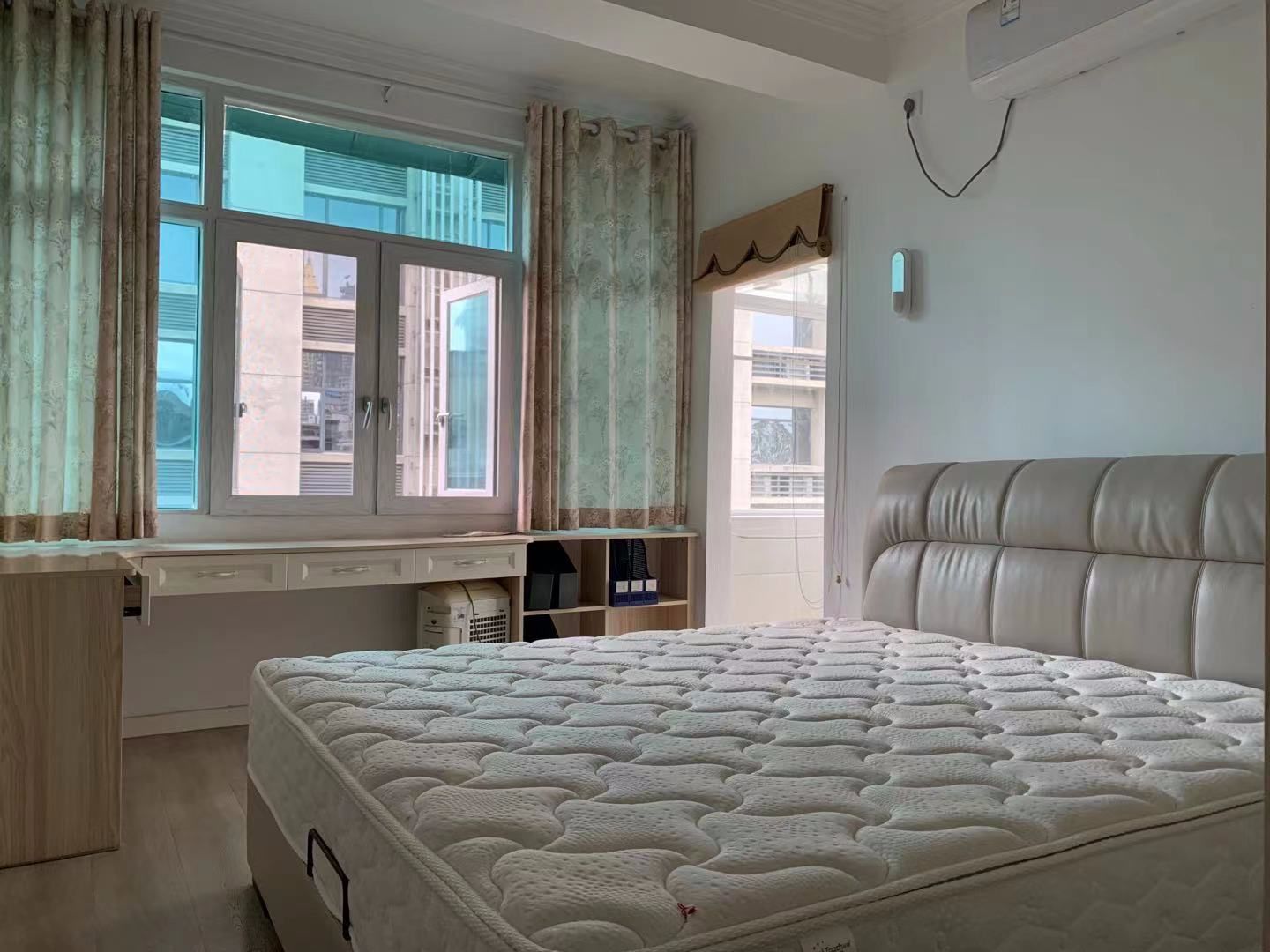 勝利街310號(hào)房間