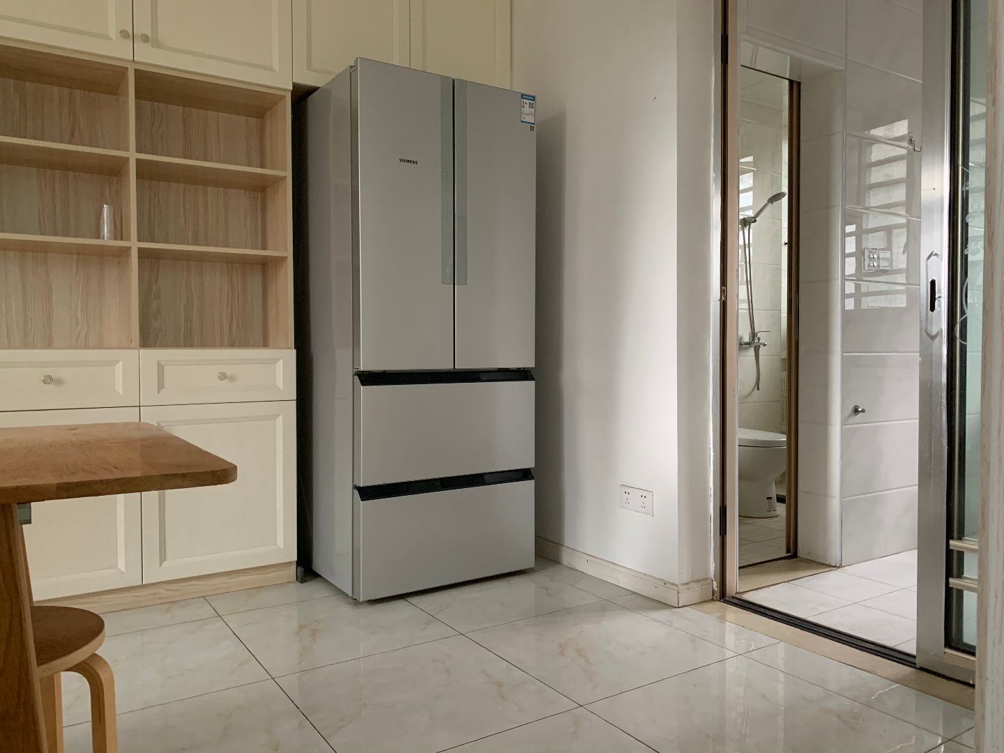 勝利街310號(hào)房間