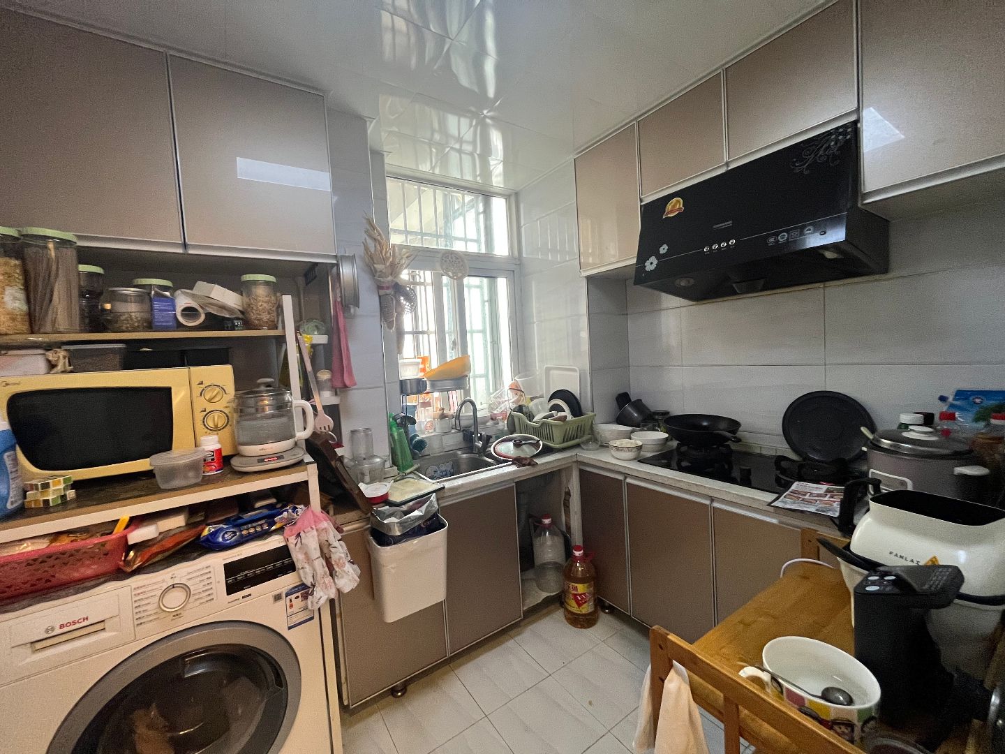 �����Է����