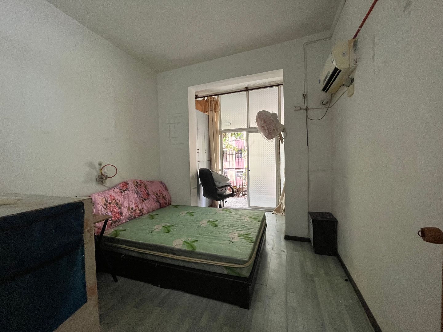 ������������